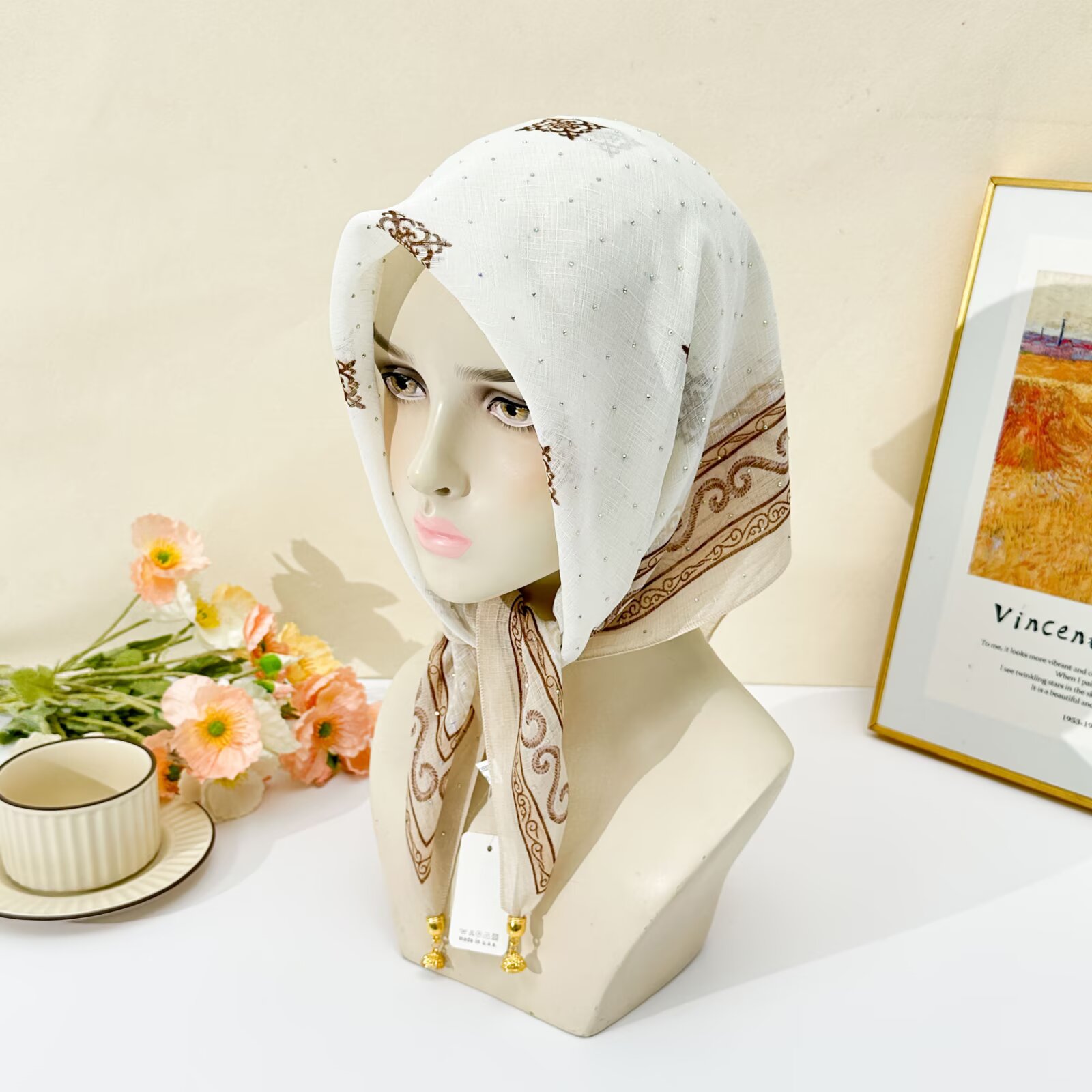 White Ethnic Border Print Hija - Go Ethnic Fashion 评论和价格