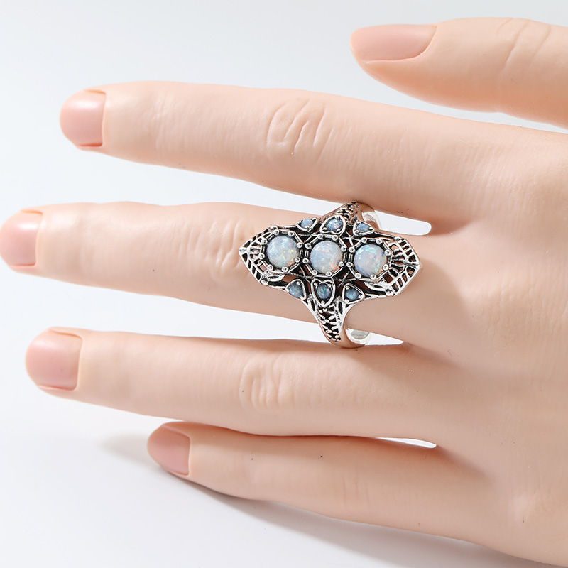 Vintage Inlaid Imitation Opal  - Ethnic Fashion Wear For Women 评论和价格